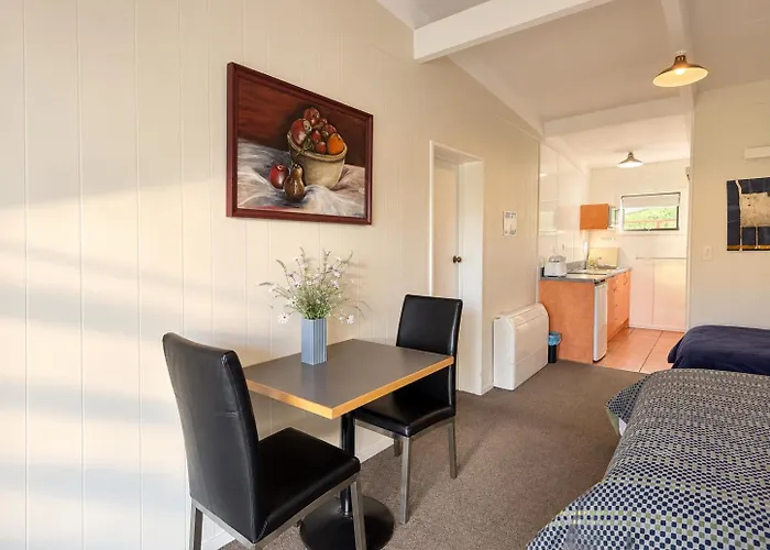 Sundale Mora Motel